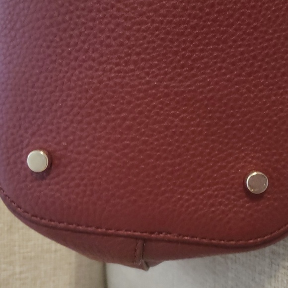 Kate Spade Burgundy Tote 🥳 - Picture 10 of 16